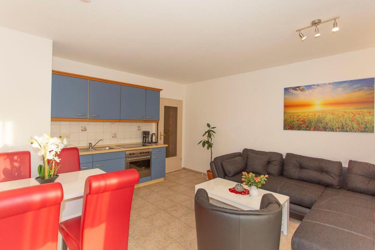 Апартаменты Haus Dornroeschen 45107 Гёрен Экстерьер фото